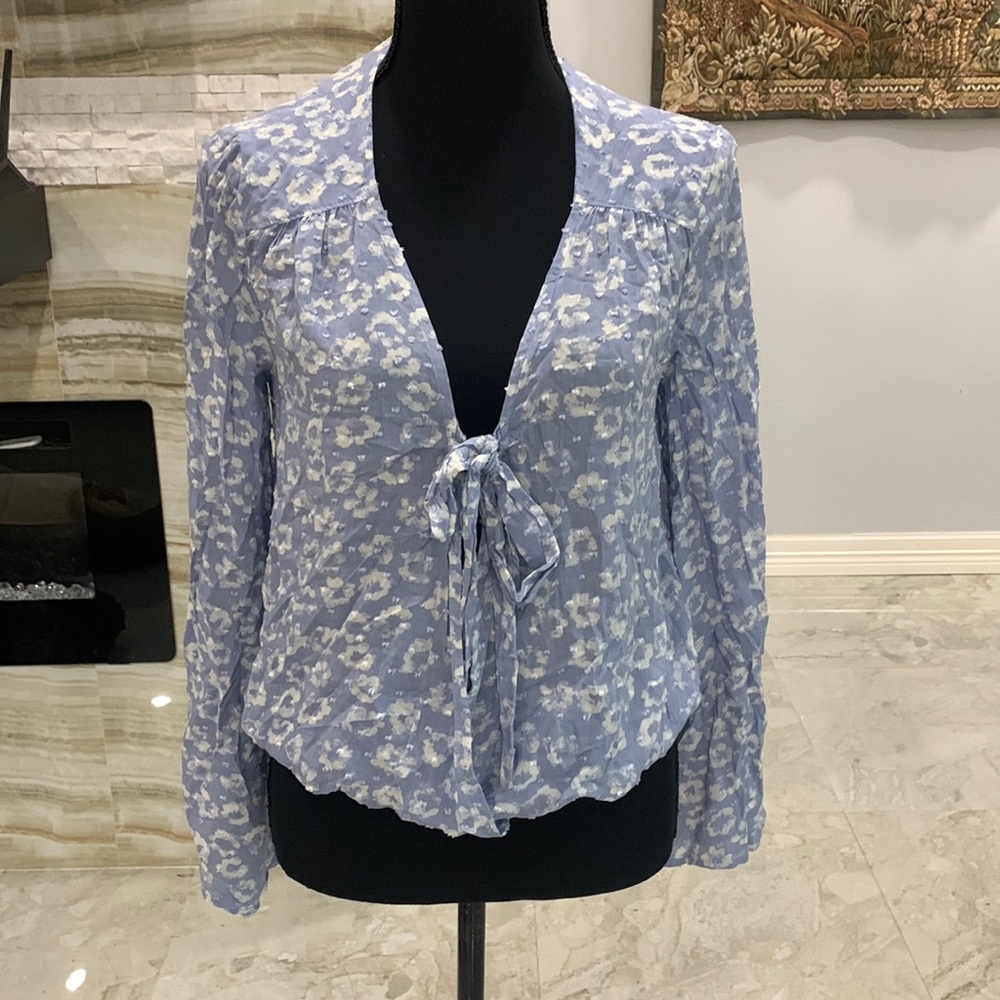 Altered State Long Sleeve Center Tie Blouse. Size S (71)